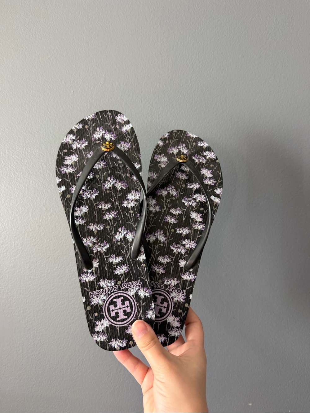 Tory Burch Black Purple Floral Print Rubber Thong Flip Flops Size 9M